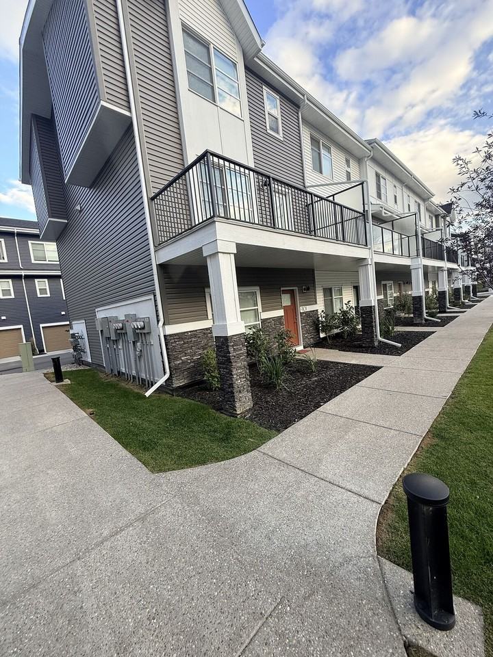 135 - 135 Belmont Passage Sw - Photo 3 of 39