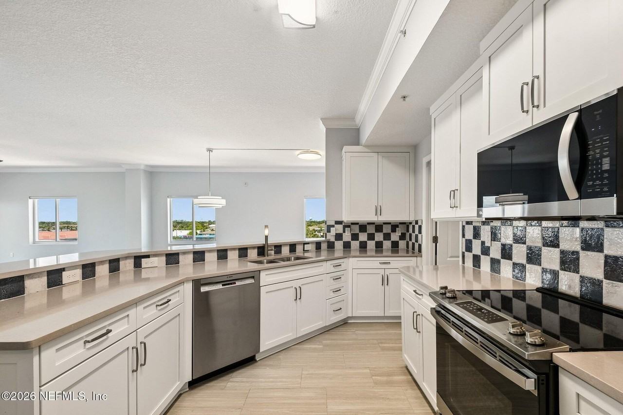 1236 1st St N #500 - Photo 6 of 19