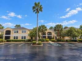 featured image of 2521 Vista Cove Rd