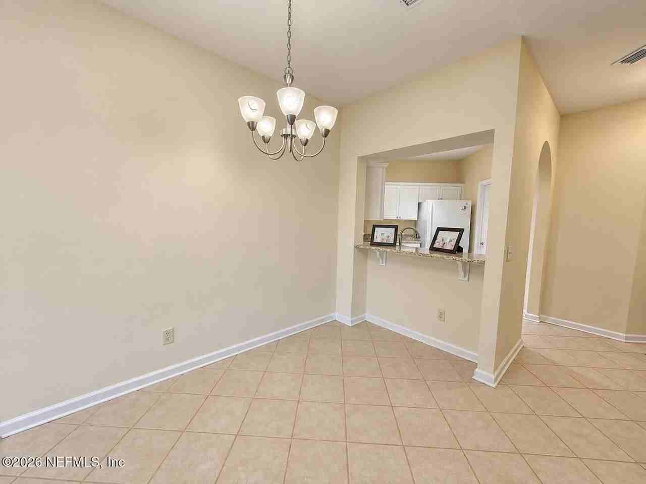 2521 Vista Cove Rd - Photo 4 of 19