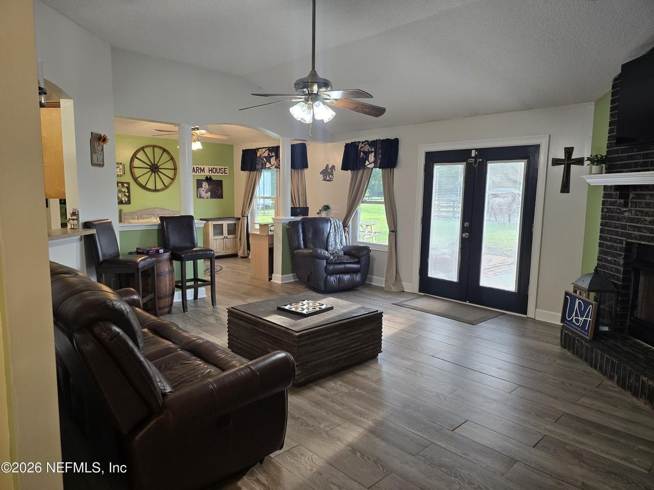 906 County Road 217 - Photo 5 of 33