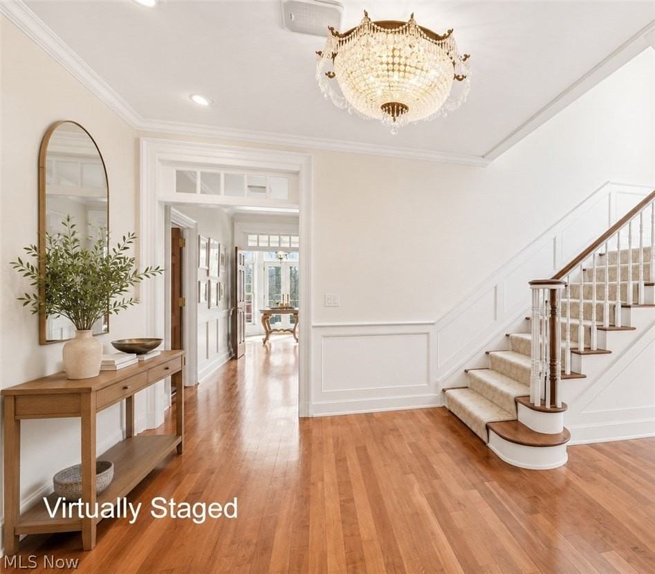 809 Village Trl - Photo 5 of 50