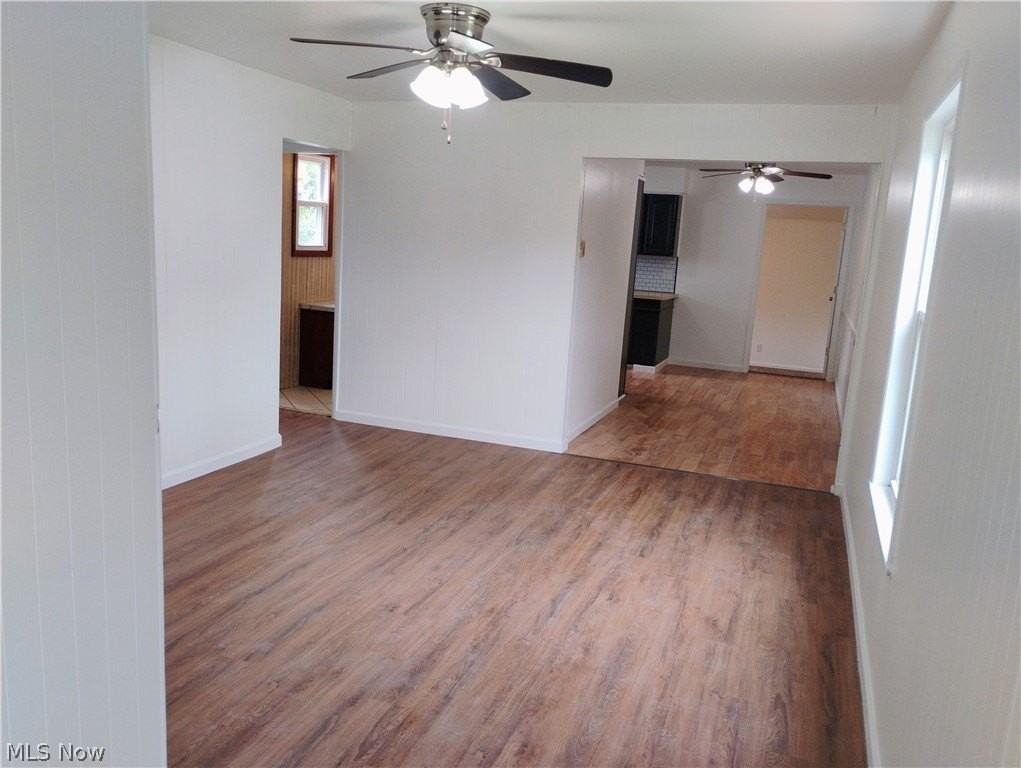 1514 Manhattan Ave - Photo 5 of 27