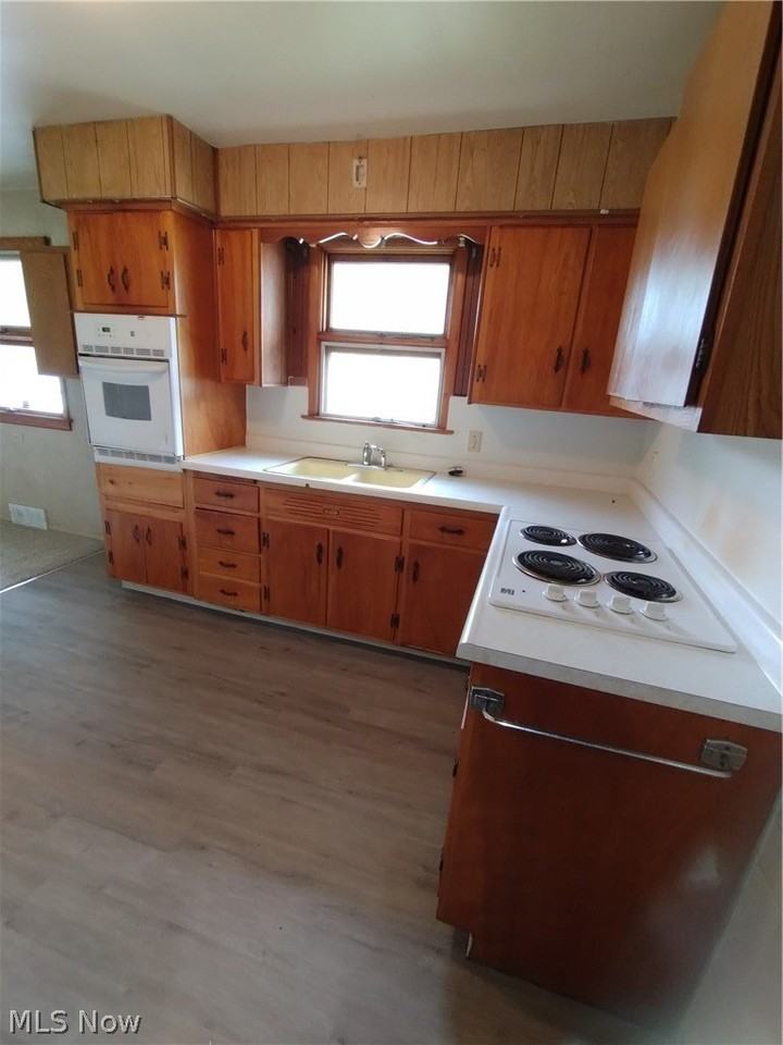 323 Marmion Ave - Photo 6 of 19