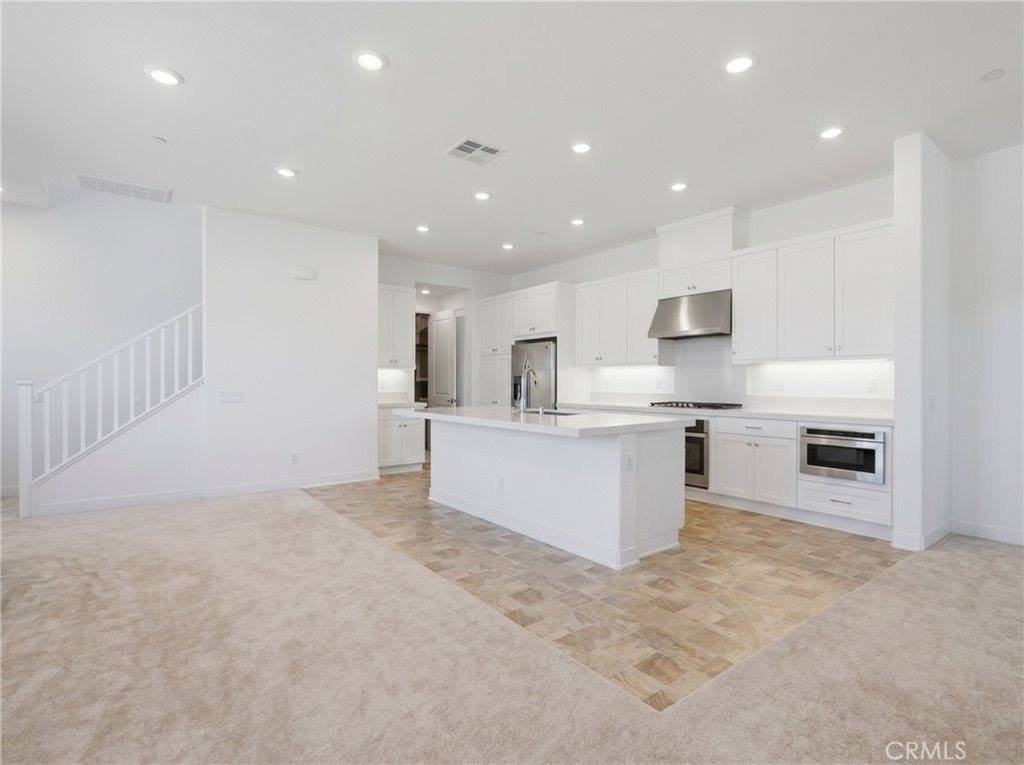 26729 Blue Hills Loop - Photo 4 of 50