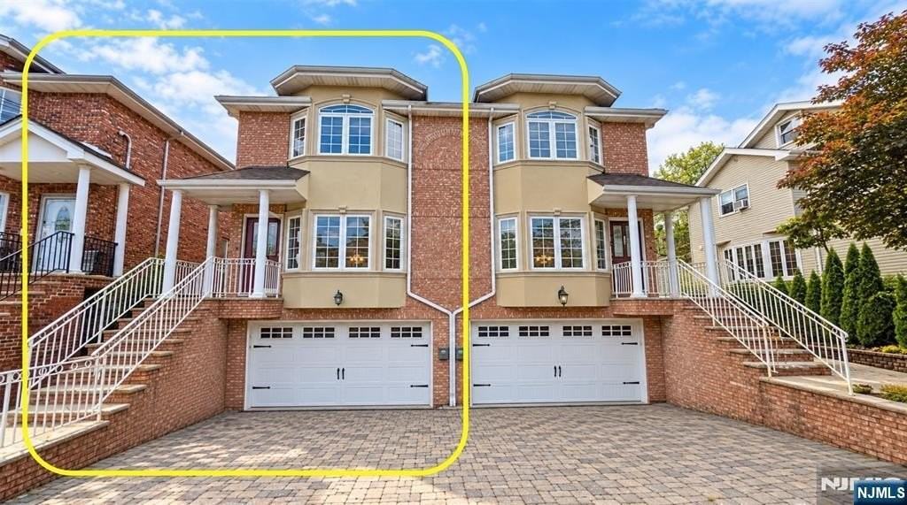 29A Delia Blvd #A