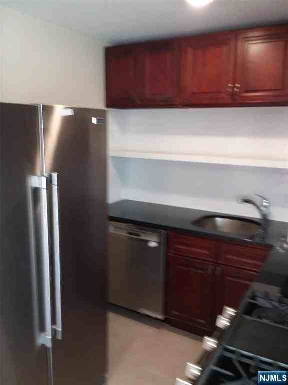 2467 Lemoine Ave #2 - Photo 5 of 12