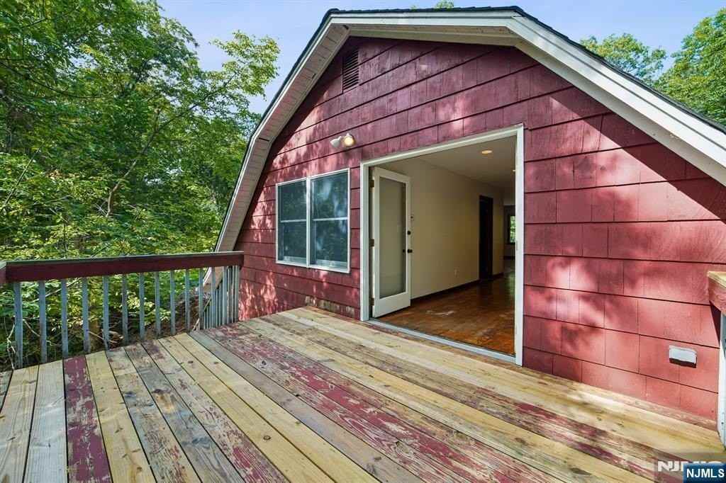 147 Kinnelon Rd - Photo 3 of 20