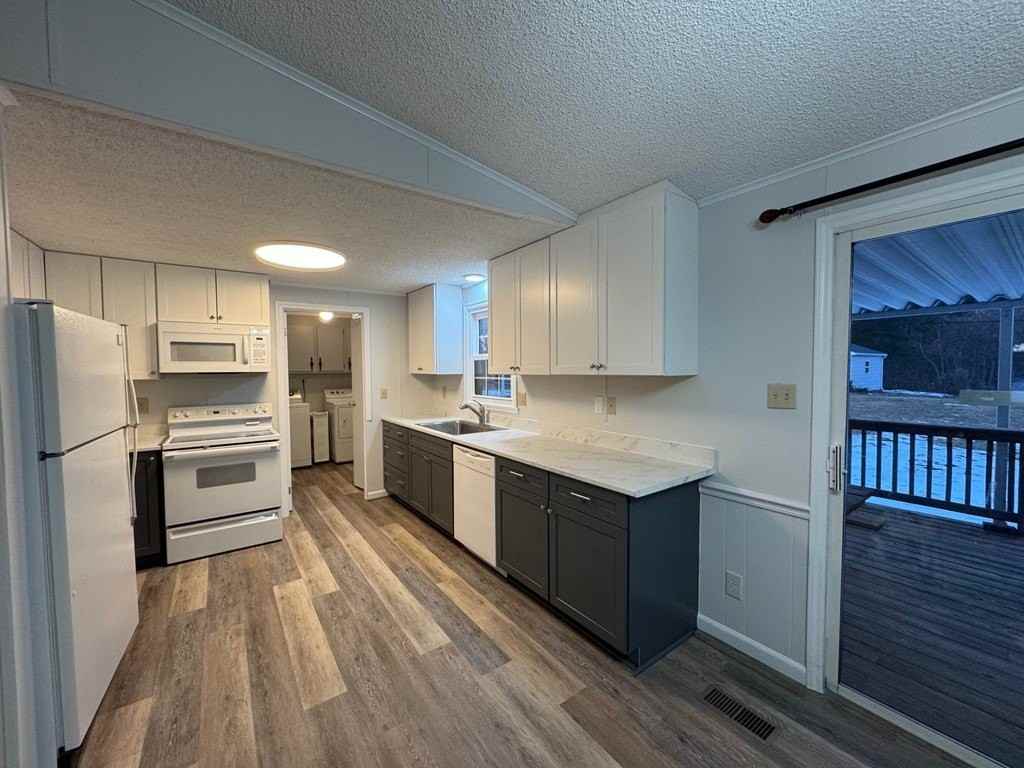 2833 Walmsley Rd - Photo 5 of 19