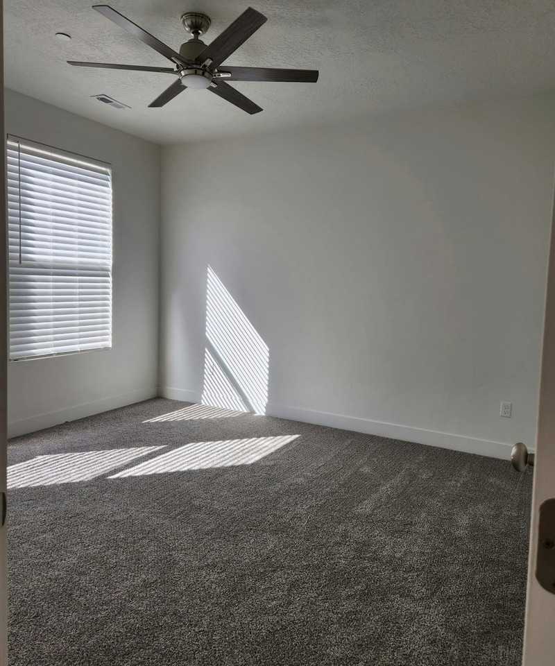5088 W Duckhorn Dr, South Jordan, UT 84009 - Photo 6 of 18
