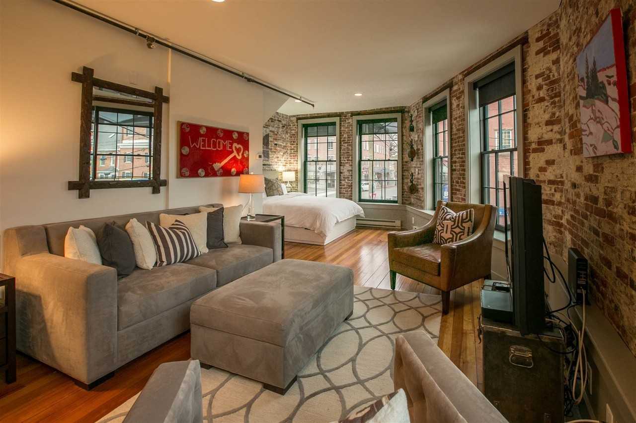 140 Penhallow St #2A - Photo 3 of 7