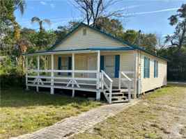 featured image of 3609 Whittier St