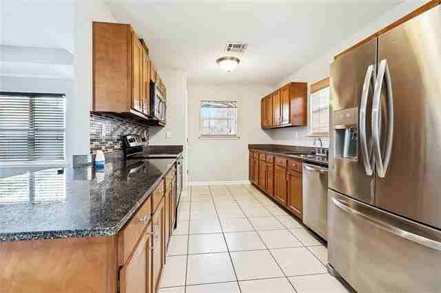 320 Allie Ln - Photo 5 of 15
