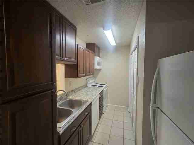 111 Trace Loop - Photo 6 of 11