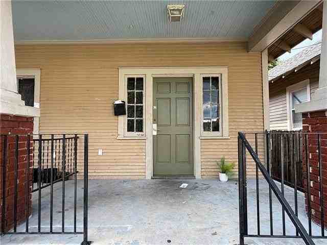1133 Belleville St - Photo 4 of 15