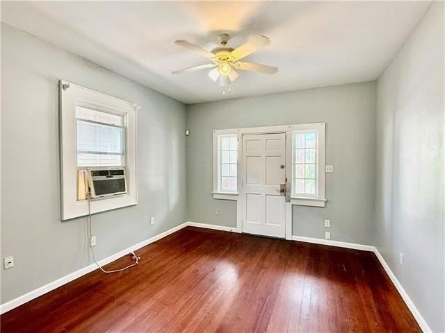 1133 Belleville St - Photo 5 of 15