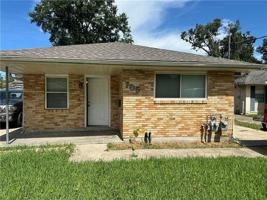 featured image of 705 Bell St