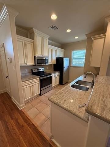 6755 Bellaire Dr - Photo 3 of 20