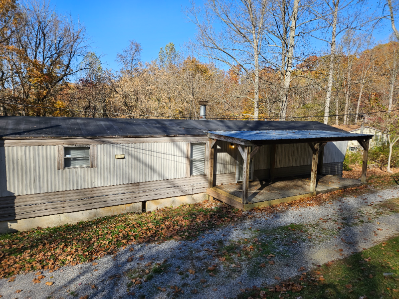 8565 Pedigo Rd - Photo 2 of 12