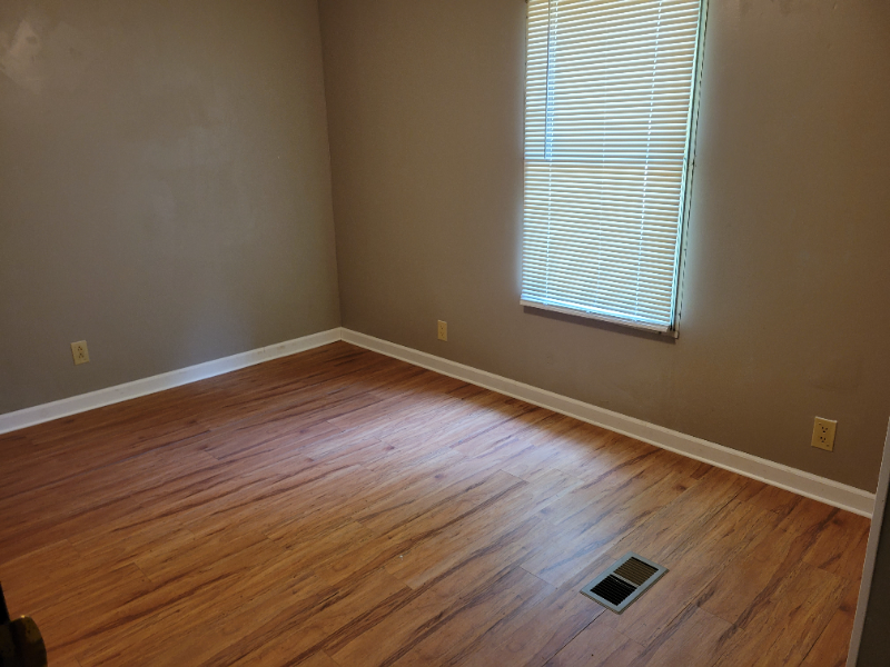 8565 Pedigo Rd - Photo 3 of 12