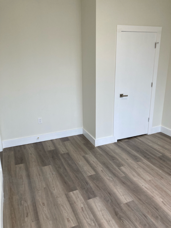 201 Claremont Ave - Photo 7 of 16