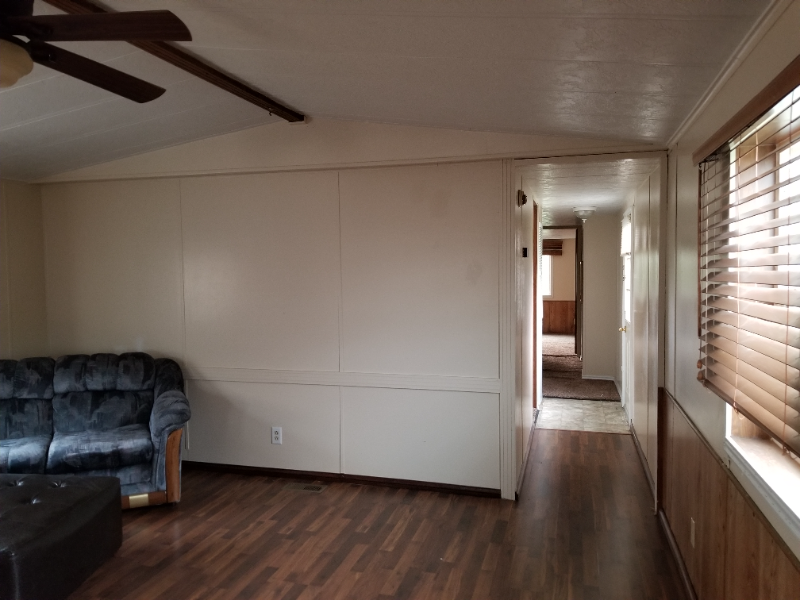 409 N Cedar St - Photo 5 of 15