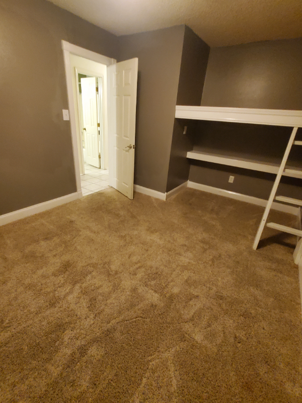 3026 N Houston St - Photo 6 of 9