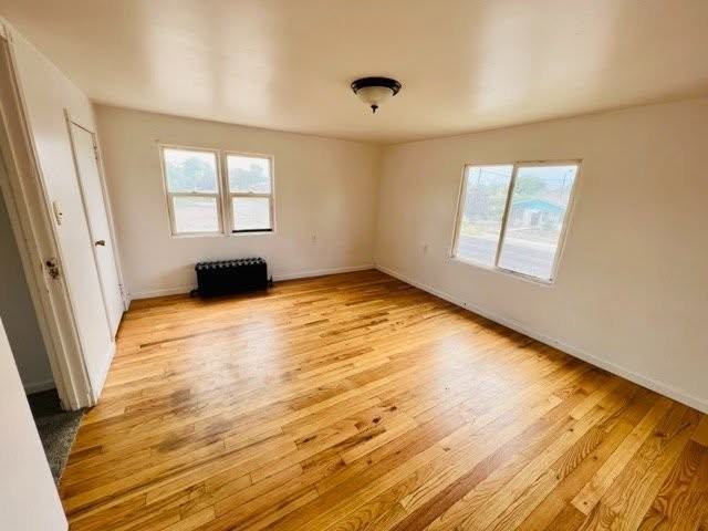 703 E 5th St - Photo 2 of 8