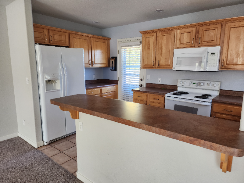 2384 Ridge Circle Dr #20 - Photo 7 of 31