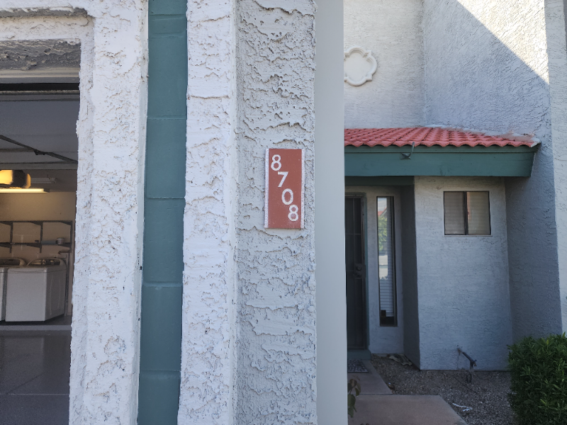 8708 N Fountain Dr - Photo 2 of 38