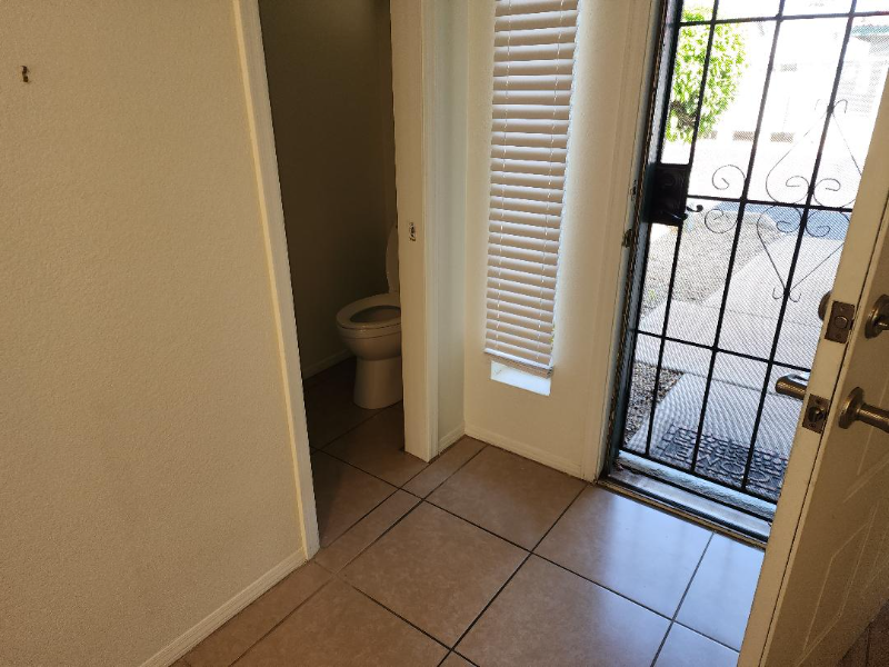 8708 N Fountain Dr - Photo 5 of 38