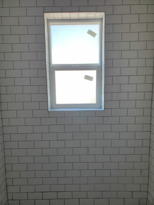 113 S E St - Photo 5 of 7