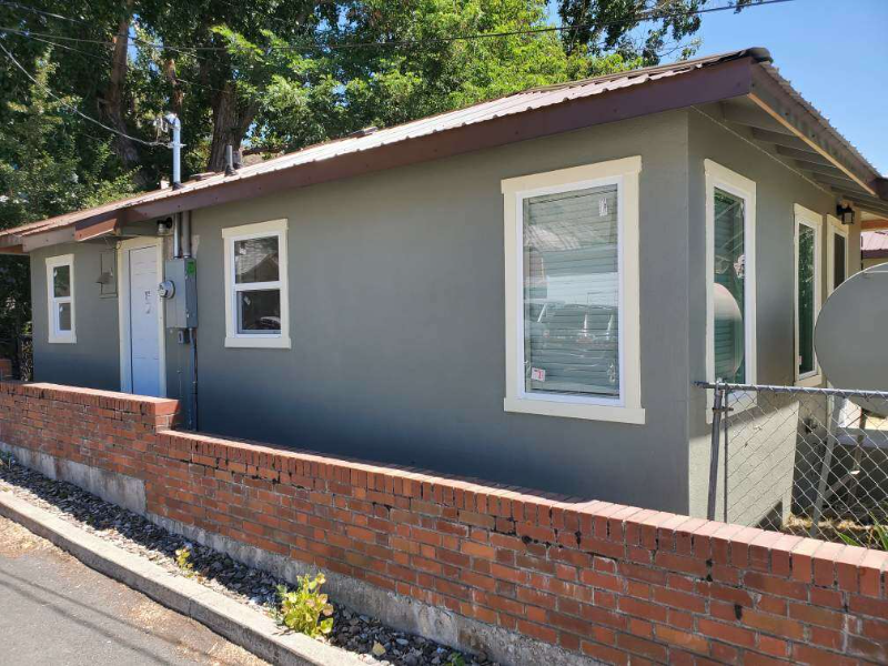 113 S E St - Photo 6 of 7