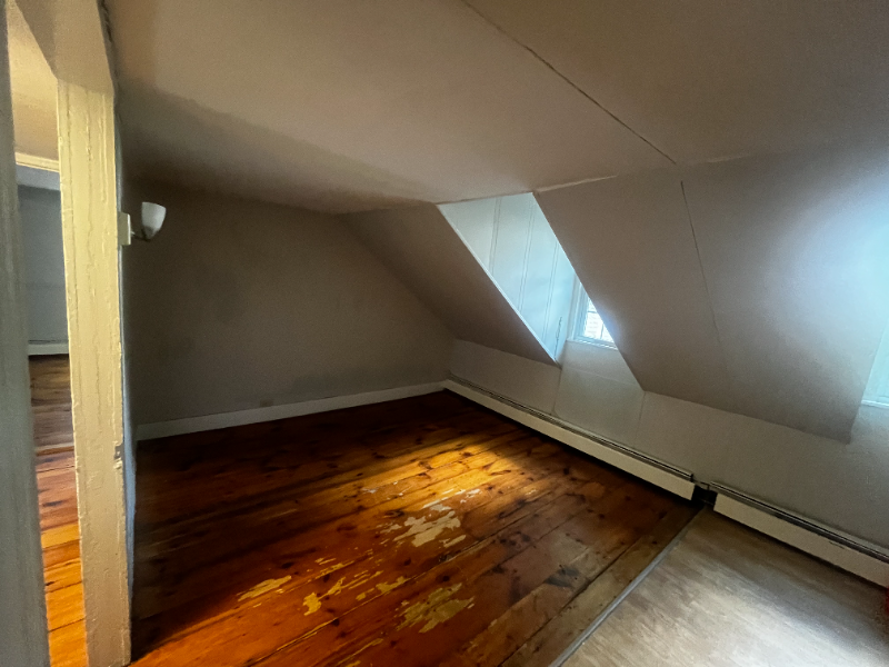 19 Exeter Rd #19-3 - Photo 2 of 11