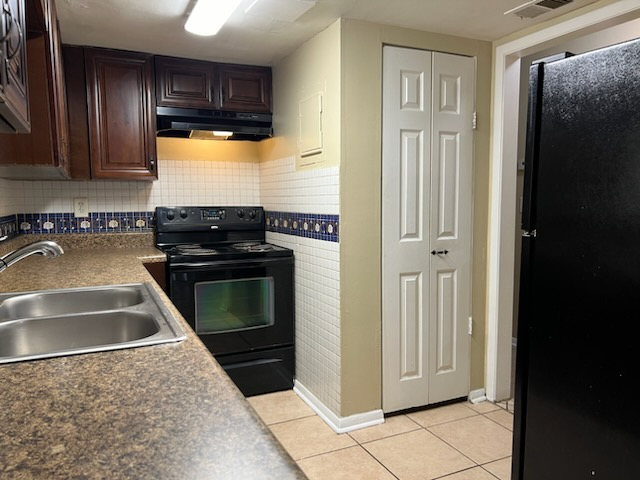 6420 Parton Ct #B - Photo 6 of 16