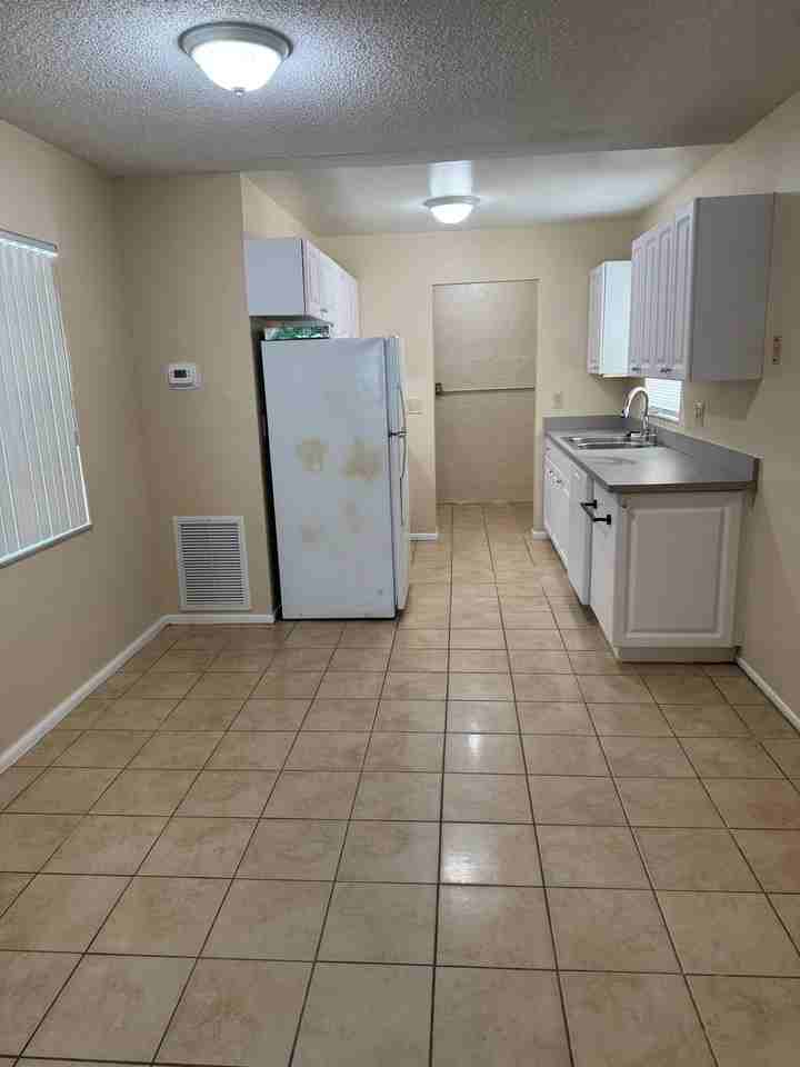 5516 41st St E #1 - Photo 3 of 12