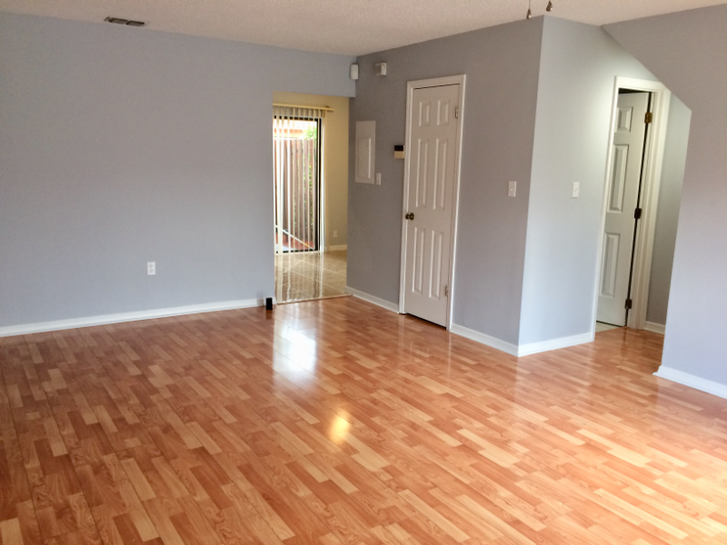 7404 Woodburn Ct - Photo 3 of 18