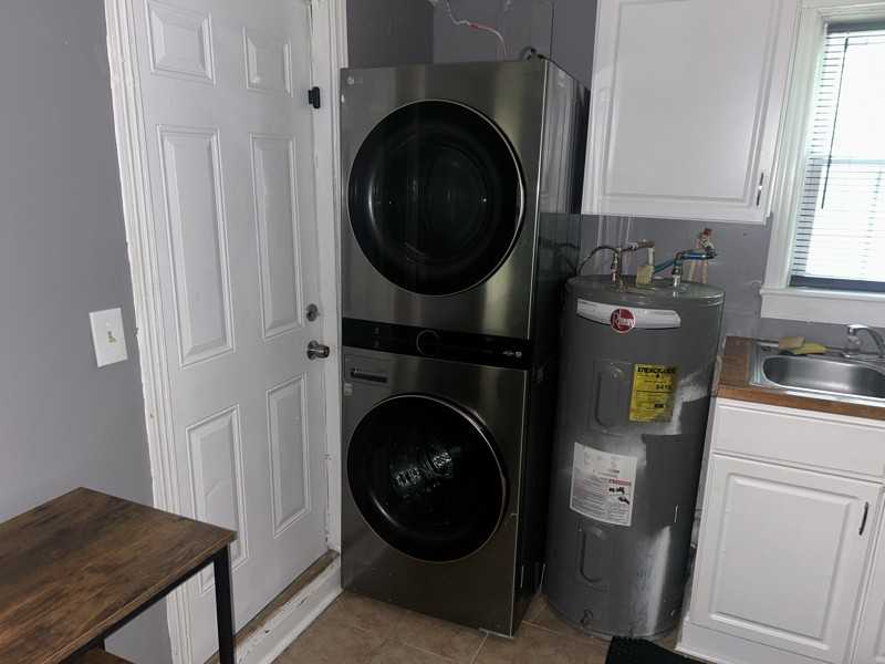 1129 Bedford Ave #1129 - Photo 7 of 16