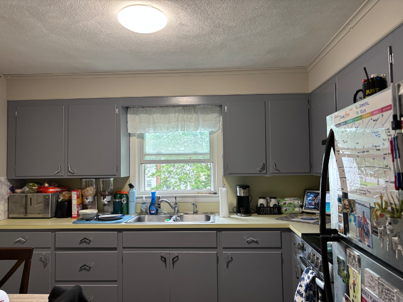 152 Roosevelt Ave #2 - Photo 2 of 6