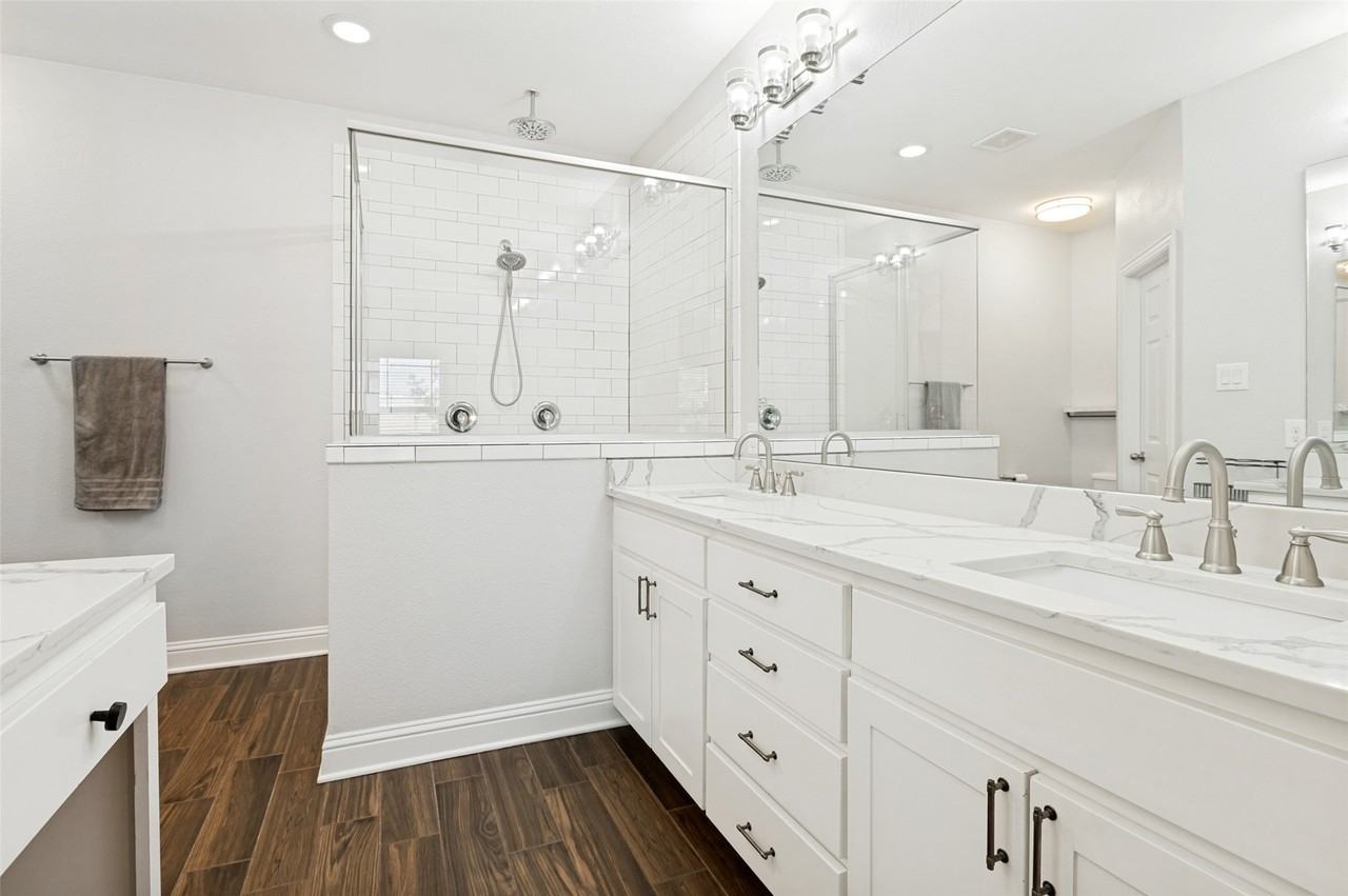 18141 Justice Ln - Photo 6 of 13