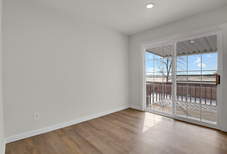 6615 Athletic Ave - Photo 5 of 11