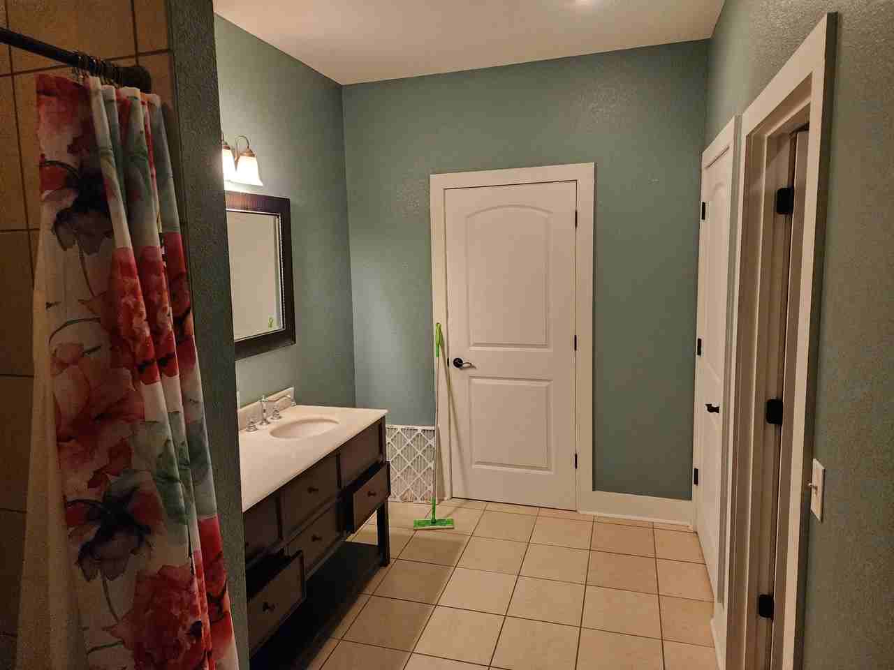 316/318 Neosho Street #3 - Photo 5 of 7