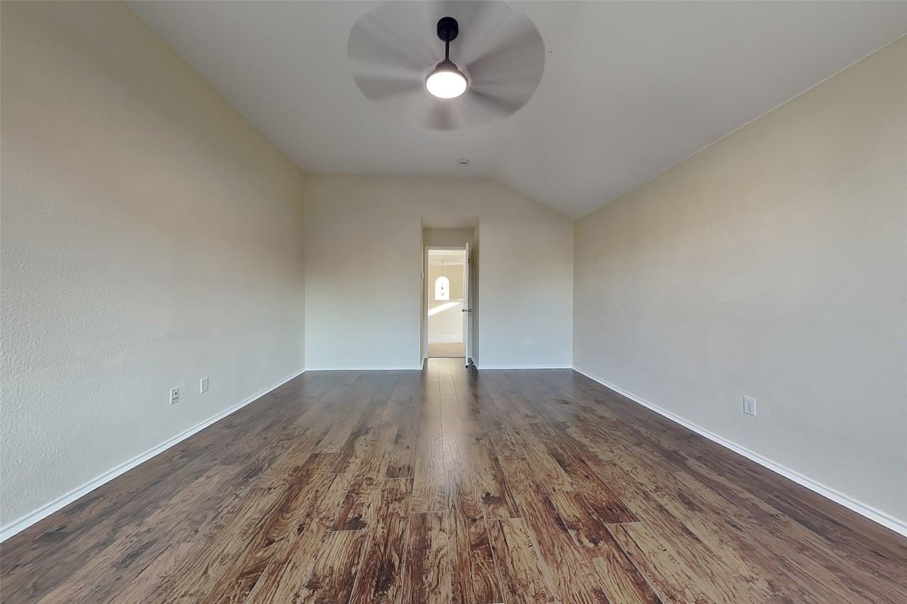 10133 Coolidge Dr - Photo 7 of 19