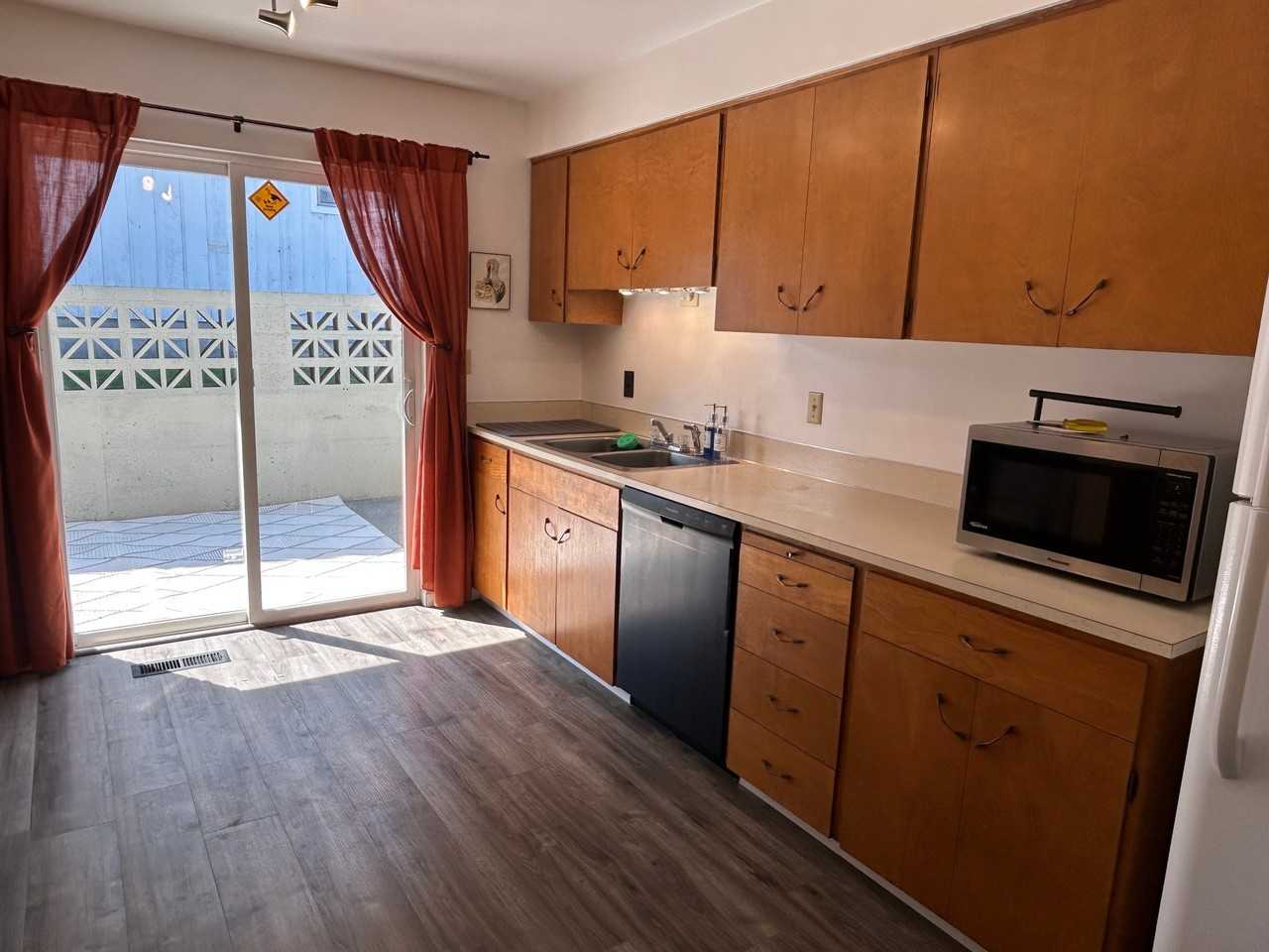 302 N 37th Ave - Photo 7 of 25