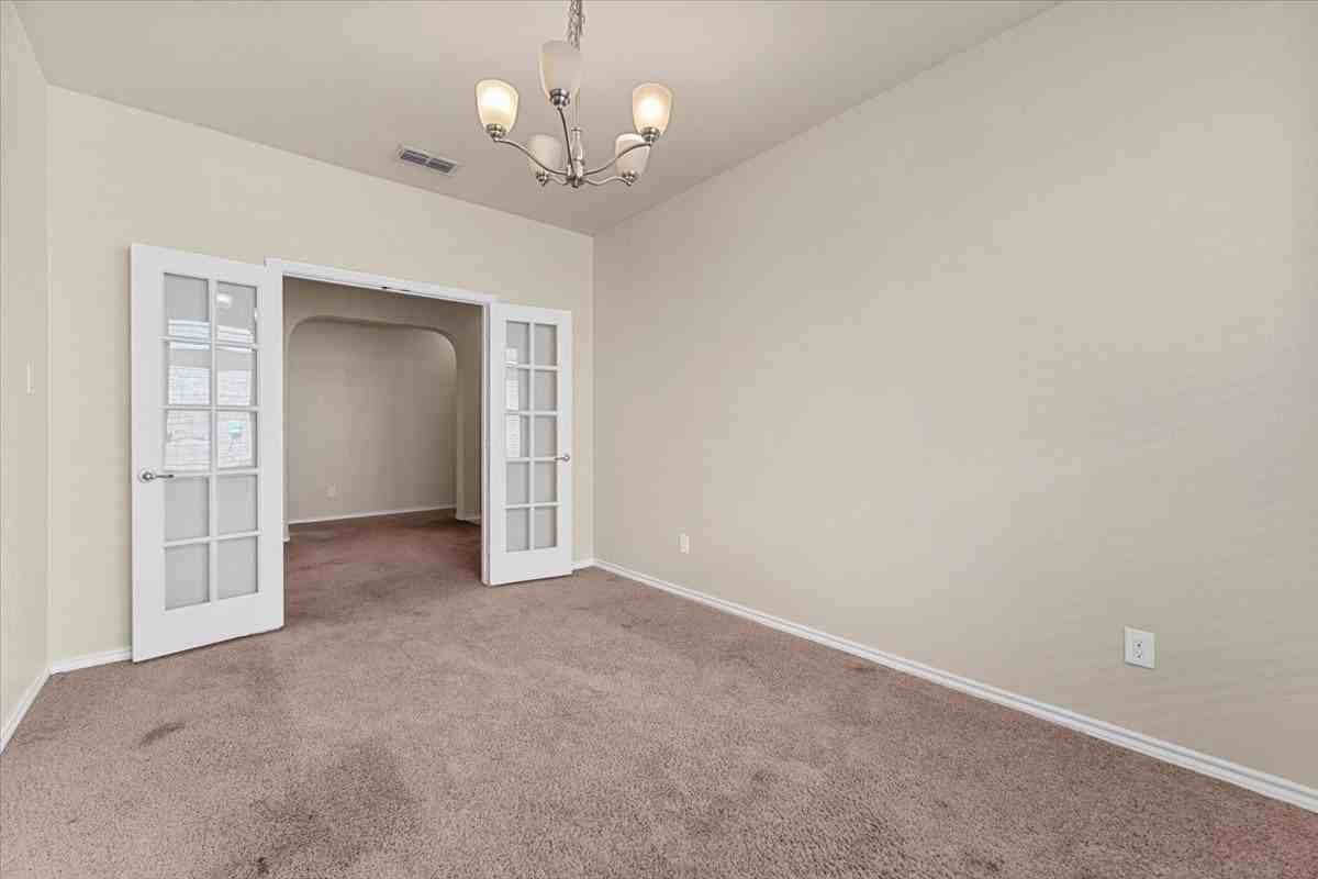 1816 Placitas Trl - Photo 4 of 20