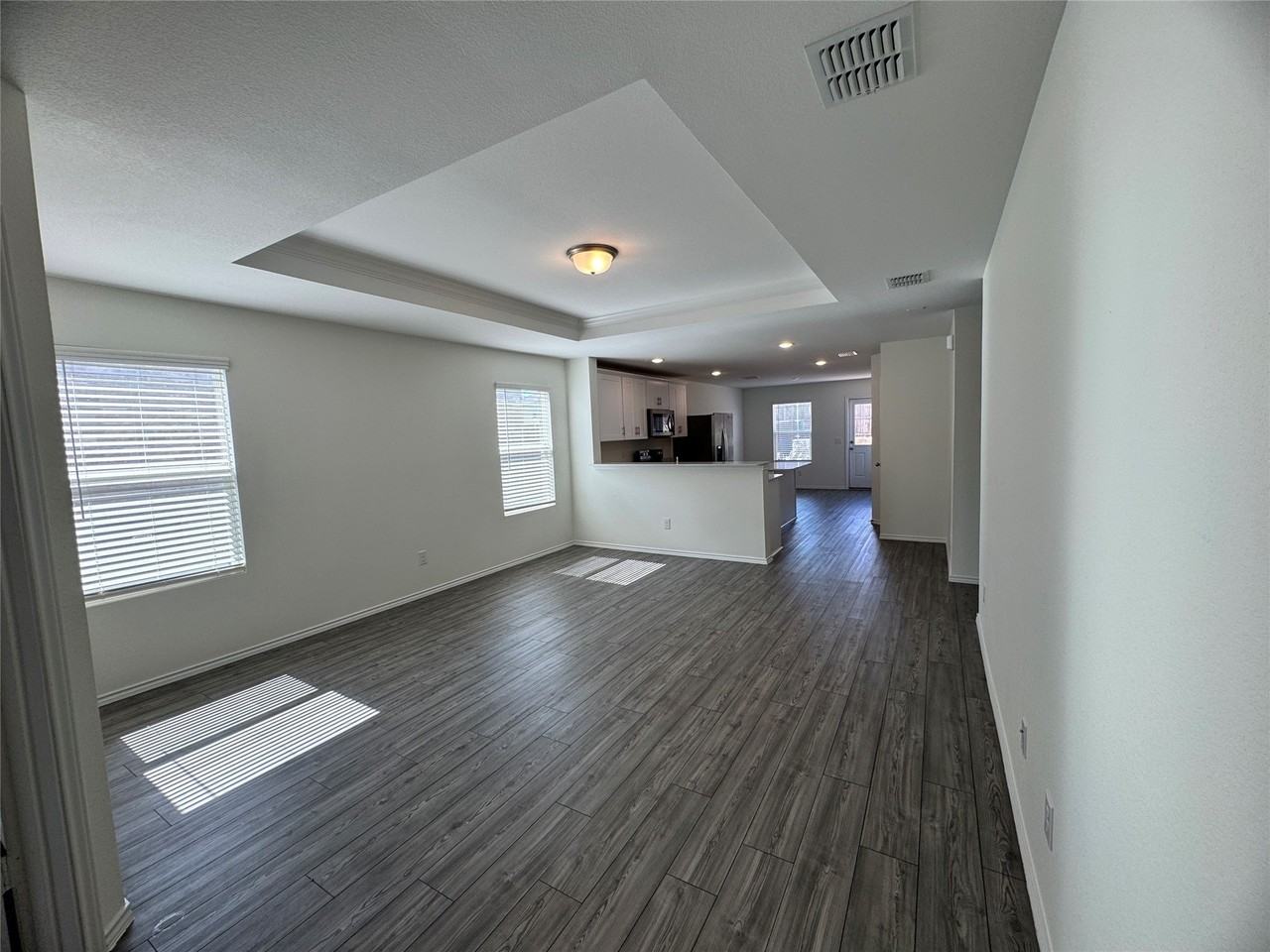 1204 Autumn Mist Ln