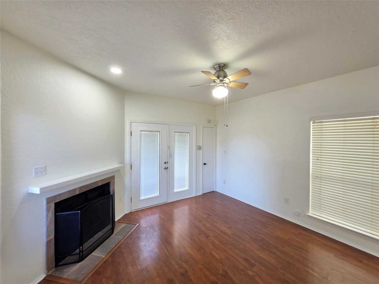 3117 Sondra Dr #103 - Photo 7 of 25
