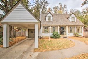 featured image of 661 Canyon Rd