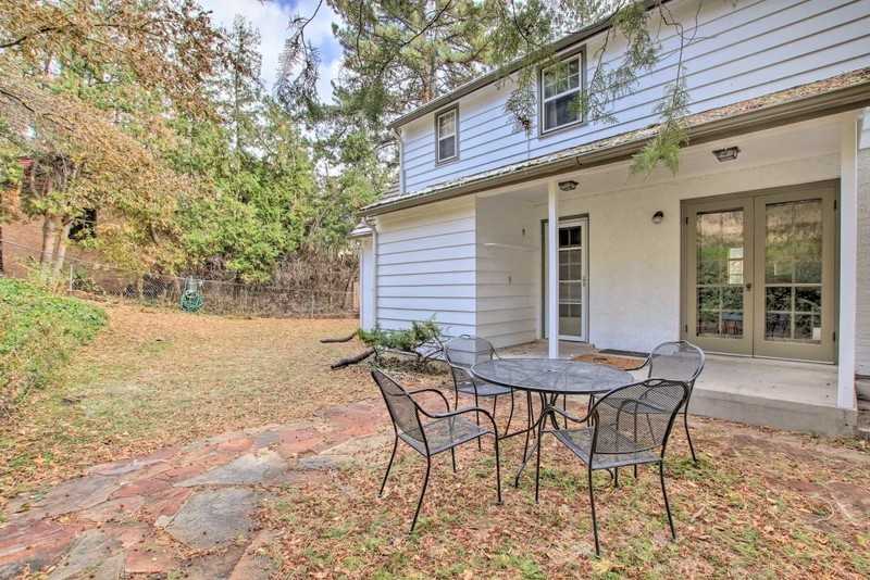 661 Canyon Rd - Photo 5 of 27