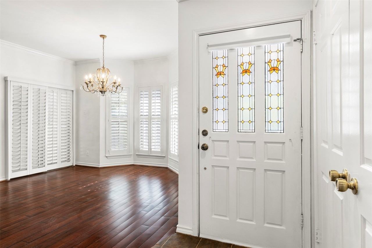 8610 Turtle Creek Blvd #208 - Photo 4 of 24